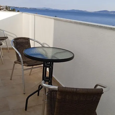 Appartement Sea-view With Shared Pool *